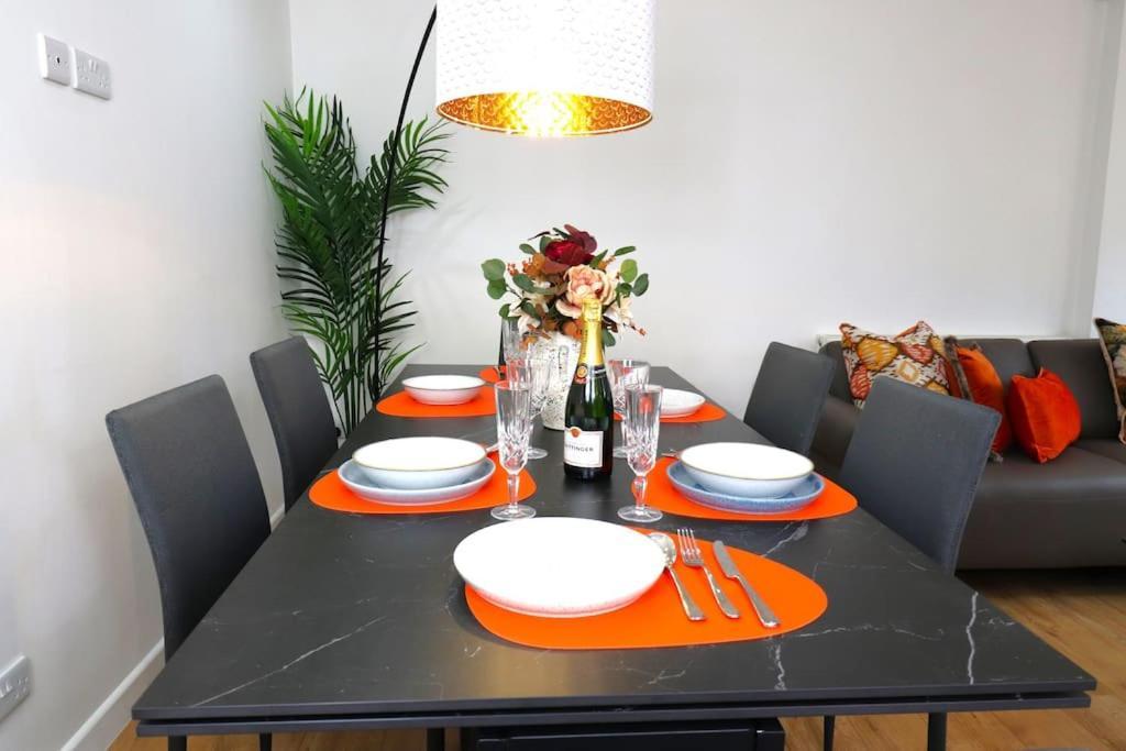 Hutchcomb Villa, 4 Bed Luxury House,Oxford+Parking ภายนอก รูปภาพ